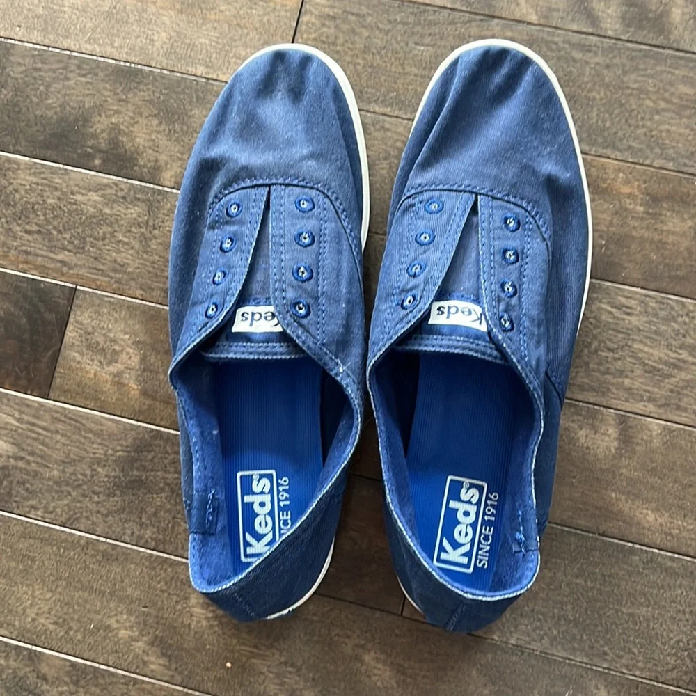 Keds - Picture 2 of 4